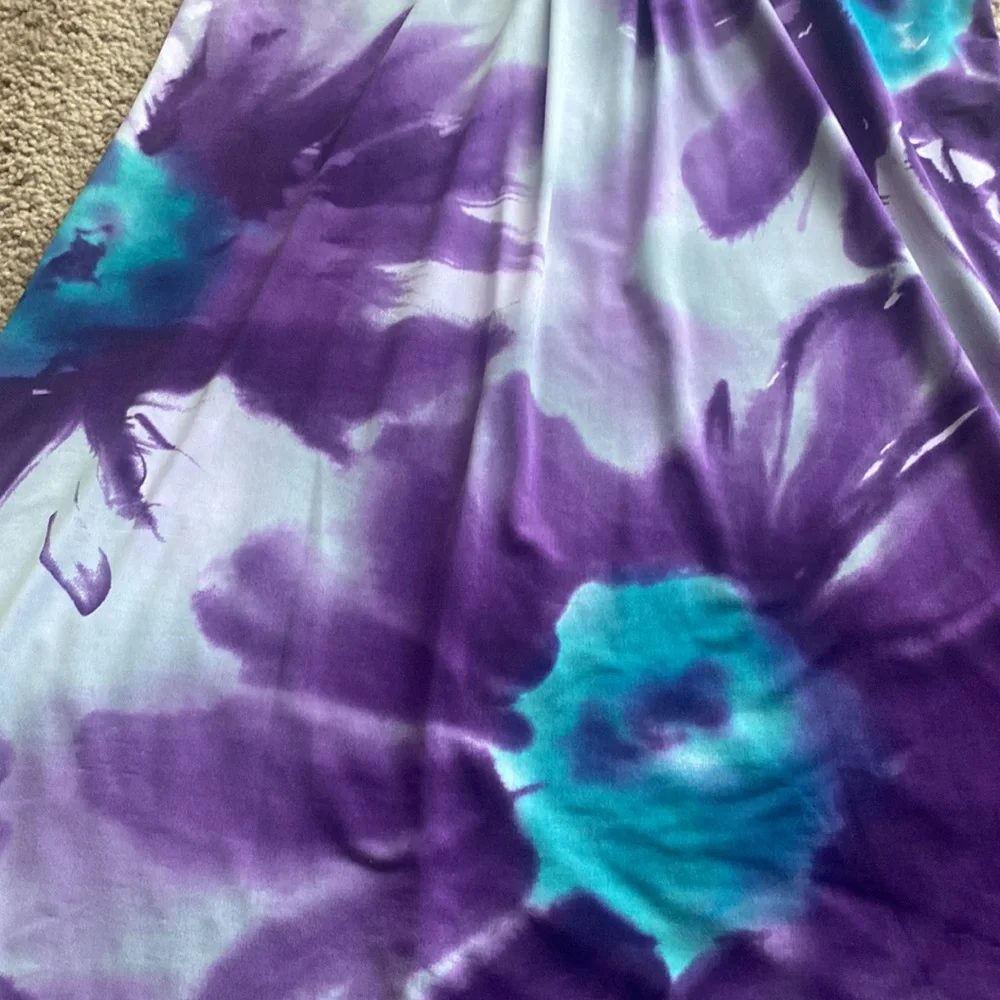 Floral dress - Picture 3 of 5